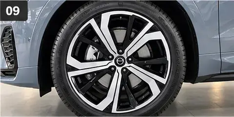 Volvo XC60 2.0 T8 RECHARGE ULTIMATE DARK AWD GEARTRONIC