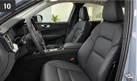 Volvo XC60 2.0 T8 RECHARGE ULTIMATE DARK AWD GEARTRONIC