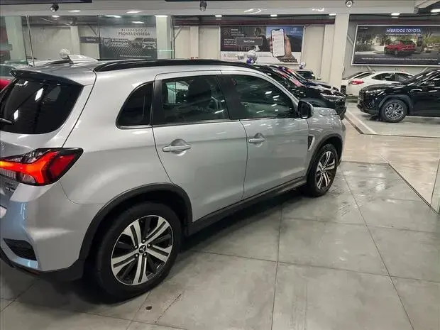 Mitsubishi OUTLANDER SPORT 2.0 MIVEC FLEX HPE AUTOMÁTICO