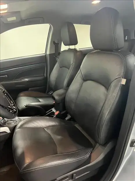 Mitsubishi OUTLANDER SPORT 2.0 MIVEC FLEX HPE AUTOMÁTICO
