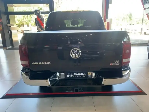 Volkswagen AMAROK 3.0 V6 TDI DIESEL HIGHLINE CD 4MOTION AUTOMÁTICO