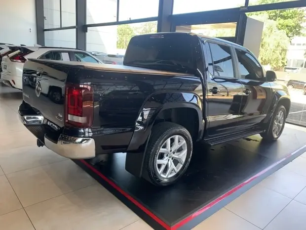 Volkswagen AMAROK 3.0 V6 TDI DIESEL HIGHLINE CD 4MOTION AUTOMÁTICO