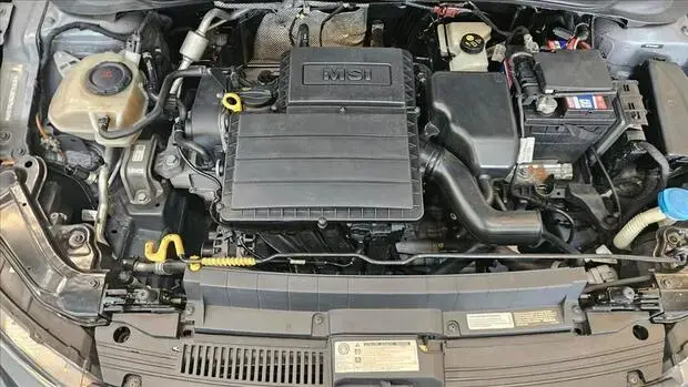 Volkswagen POLO 1.6 MSI TOTAL FLEX MANUAL