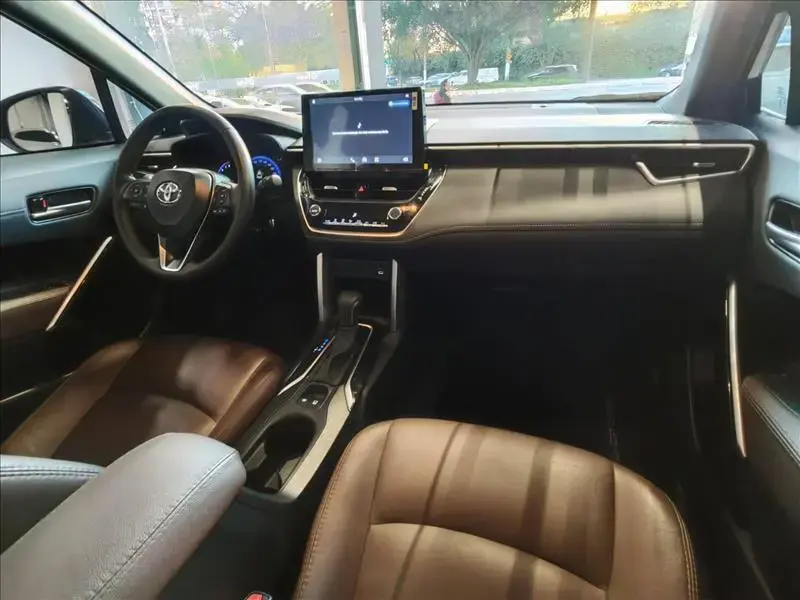 galeria COROLLA CROSS