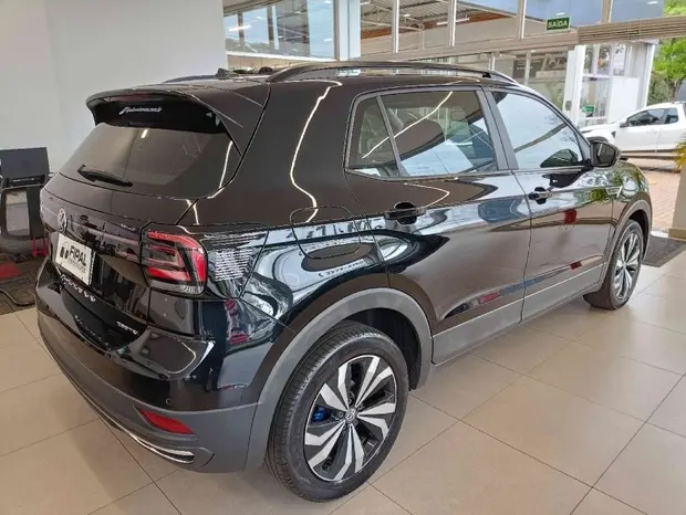 Volkswagen T-CROSS 1.0 200 TSI TOTAL FLEX AUTOMÁTICO