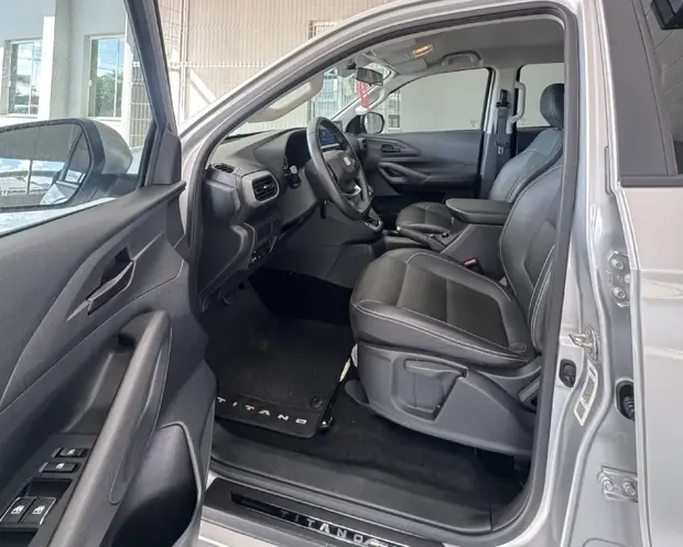 Fiat TITANO 2.2 TURBO DIESEL VOLCANO 4X4 AT6