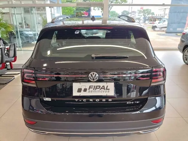 Volkswagen T-CROSS 1.0 200 TSI TOTAL FLEX AUTOMÁTICO