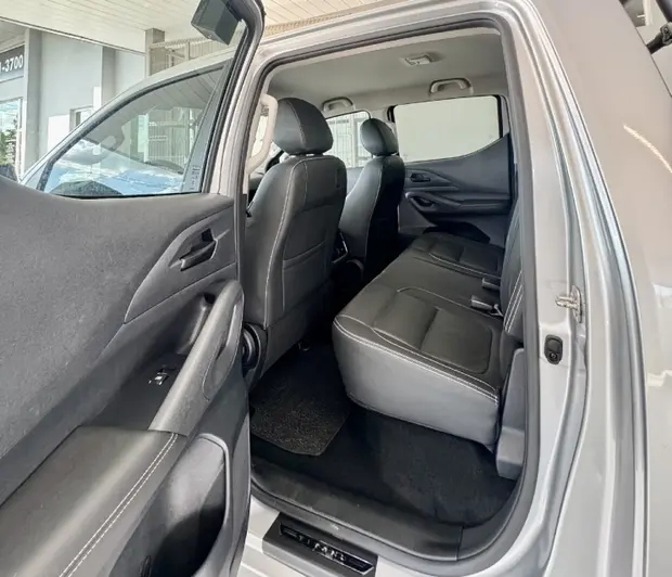 Fiat TITANO 2.2 TURBO DIESEL VOLCANO 4X4 AT6