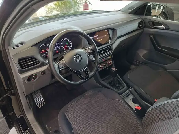 Volkswagen T-CROSS 1.0 200 TSI TOTAL FLEX AUTOMÁTICO