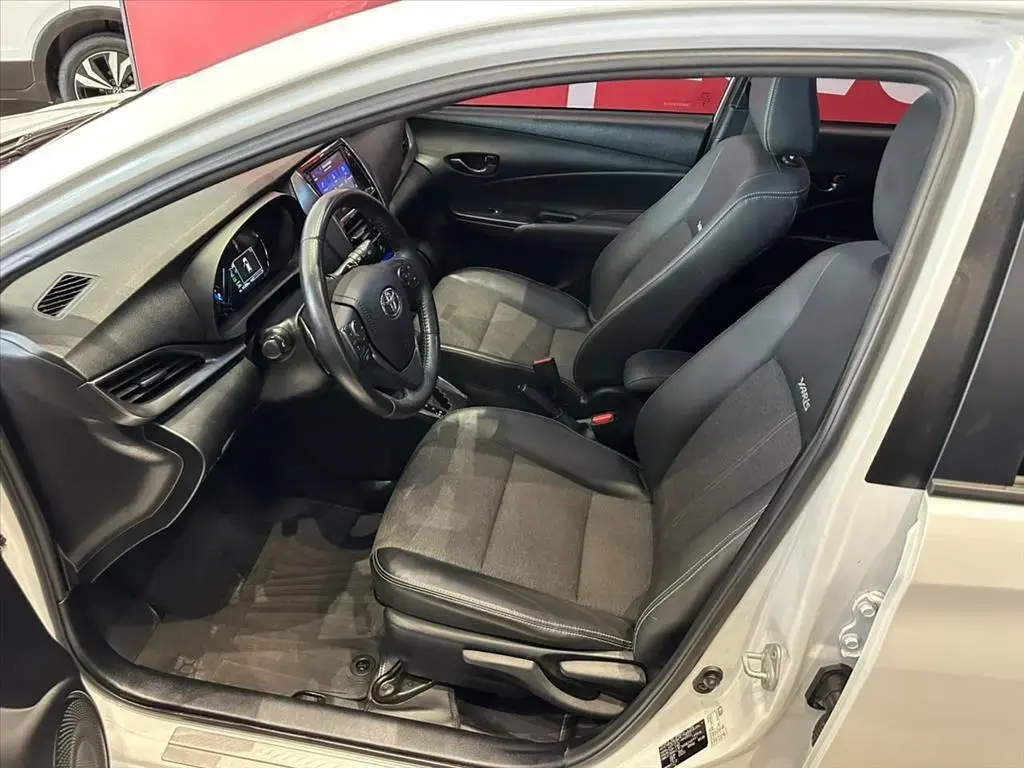 galeria YARIS