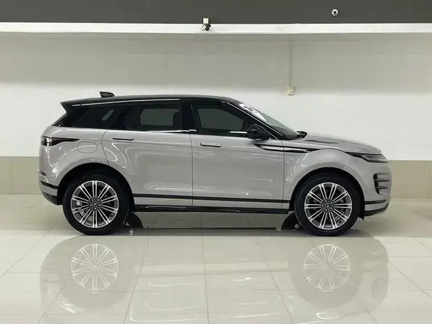 Land Rover Range Rover Evoque HSE R-Dynamic 2.0 P250 AWD (Aut)
