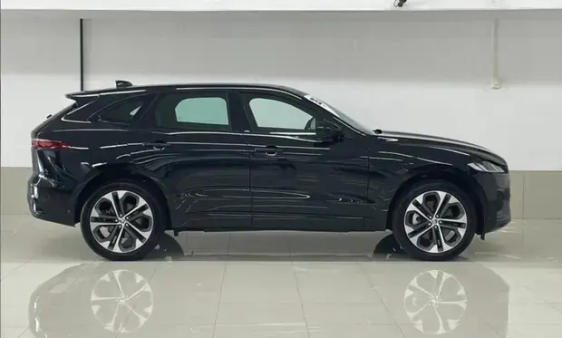 Jaguar F-Pace 2.0 R-Dynamic SE 404cv (Híbrido)