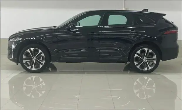 Jaguar F-Pace 2.0 R-Dynamic SE 404cv (Híbrido)