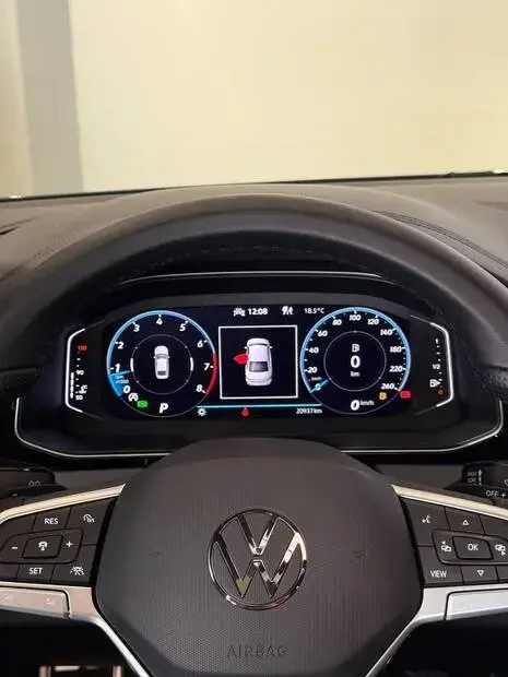 Volkswagen Jetta 2.0 GLI 350 TSI AT