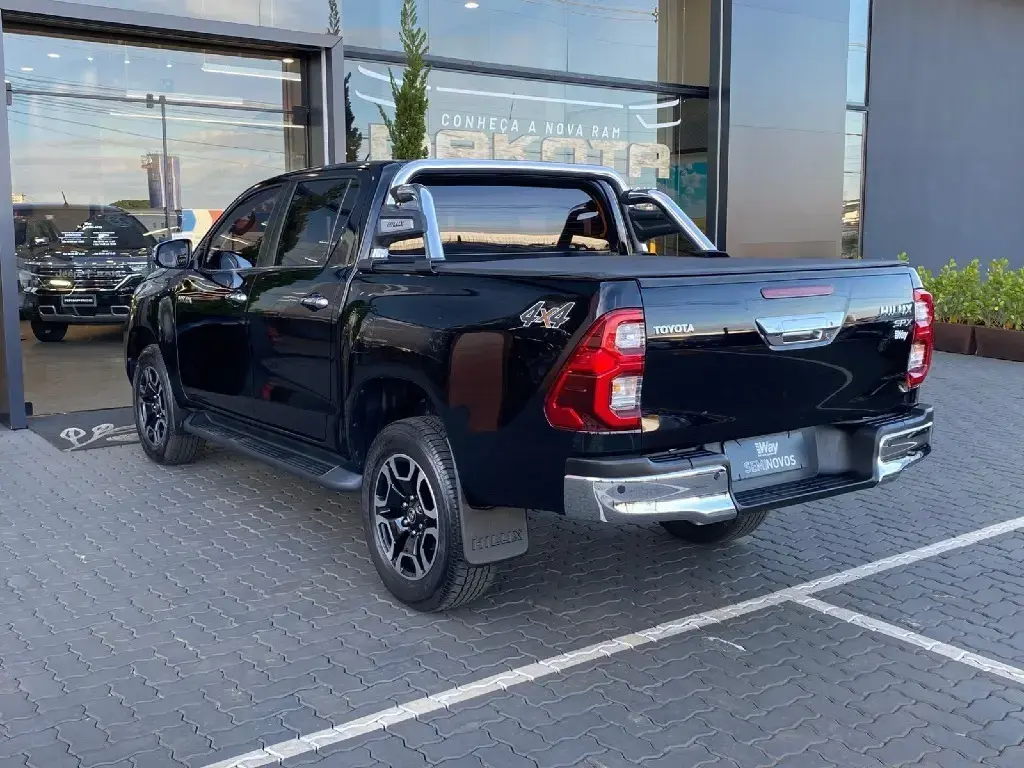 galeria HILUX
