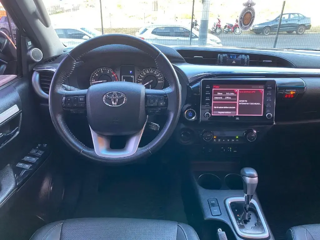 galeria HILUX