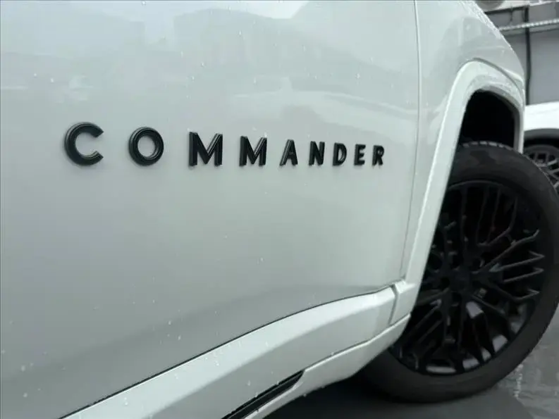 galeria COMMANDER