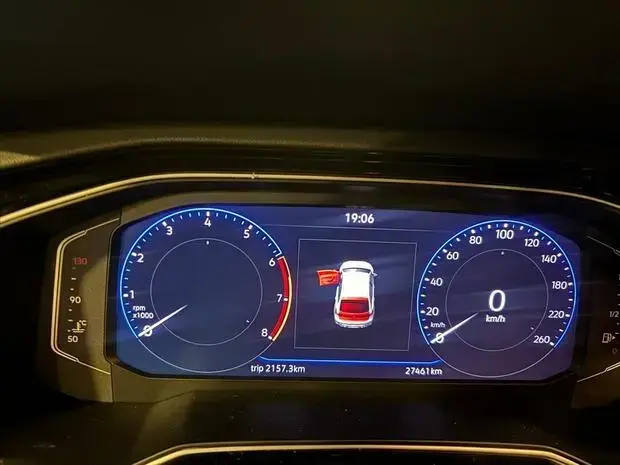 Volkswagen NIVUS 1.0 200 TSI TOTAL FLEX HIGHLINE AUTOMÁTICO