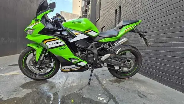 Kawasaki ZX 4RR