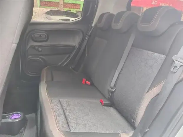 Fiat MOBI 1.0 EVO FLEX TREKKING MANUAL