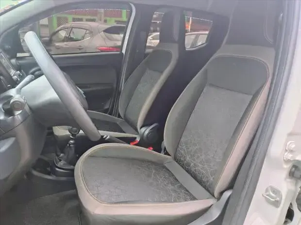 Fiat MOBI 1.0 EVO FLEX TREKKING MANUAL