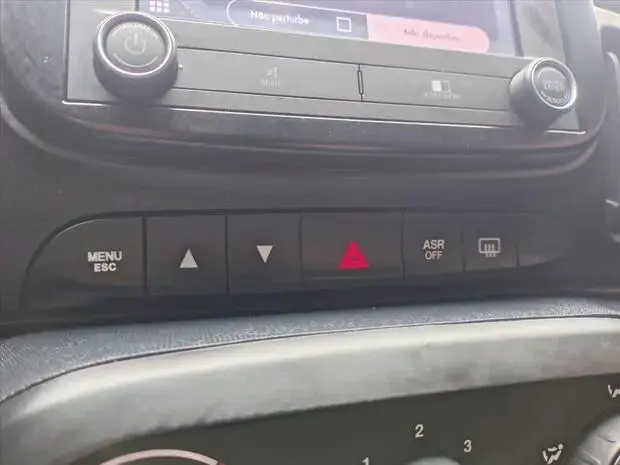 Fiat MOBI 1.0 EVO FLEX TREKKING MANUAL