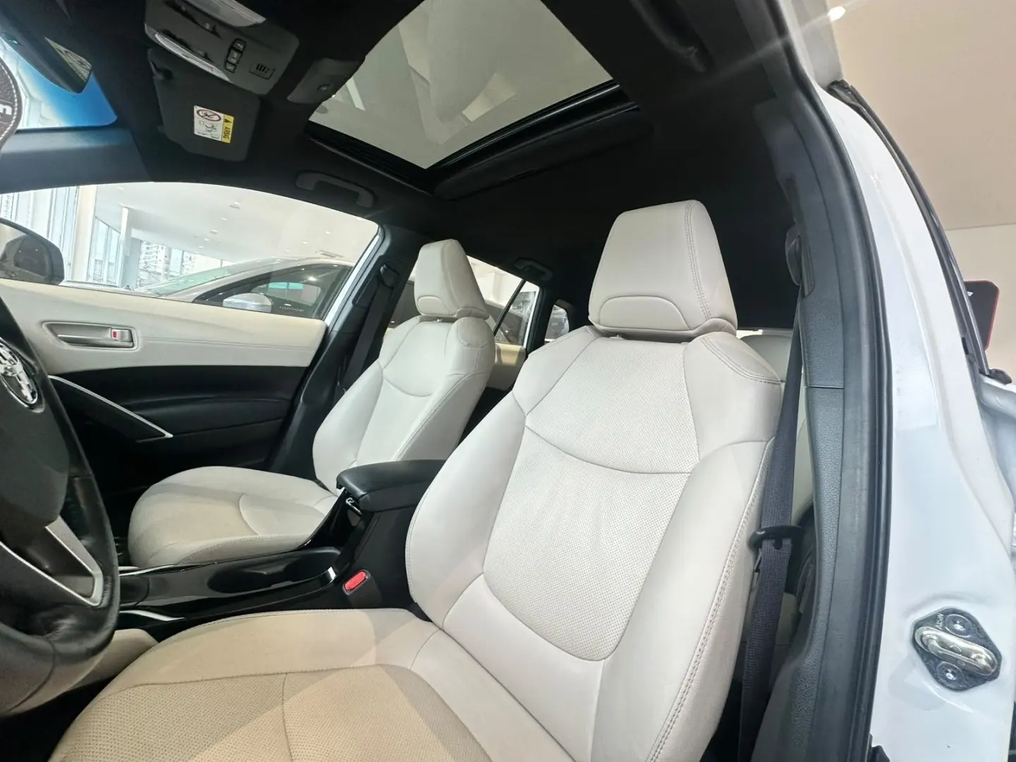 galeria COROLLA CROSS