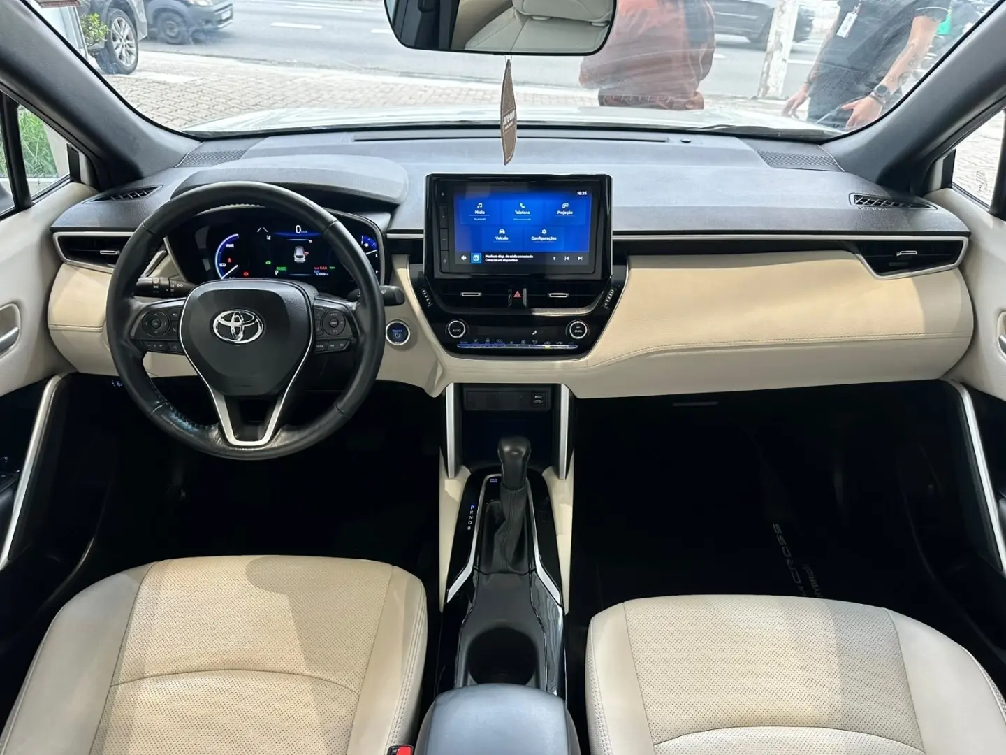 galeria COROLLA CROSS