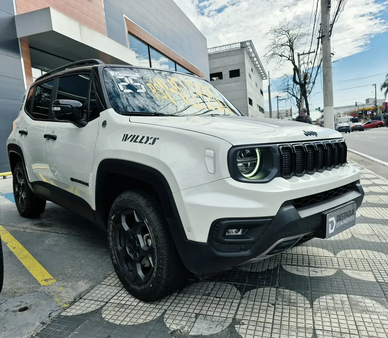 galeria RENEGADE
