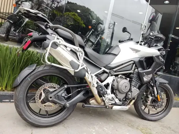 Triumph Tiger 1200 GT Pro