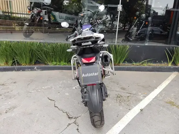 Triumph Tiger 1200 GT Pro