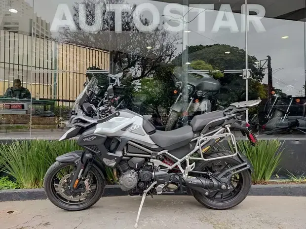 Triumph Tiger 1200 GT Pro