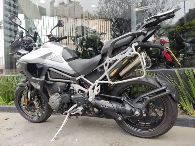 Triumph Tiger 1200 GT Pro