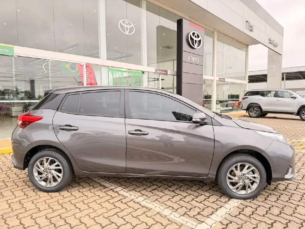 galeria YARIS