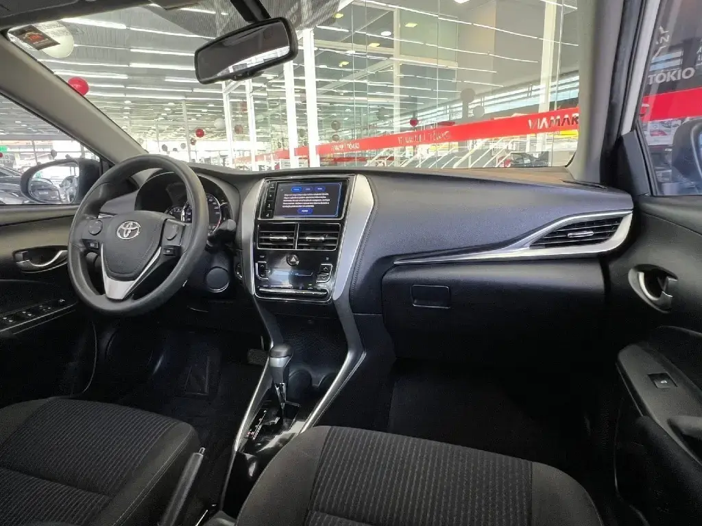 galeria YARIS