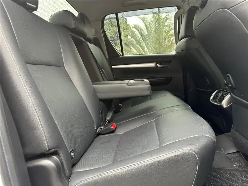galeria HILUX