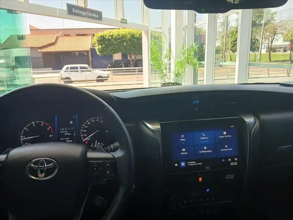 Hilux Sw4 2.8 D-4D Turbo Diesel Srx 4X4 Automático 4