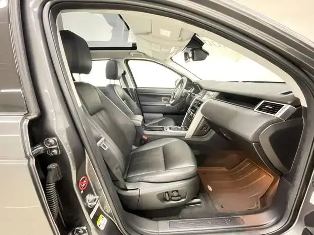 Land Rover Discovery Sport 2.0 Si4 HSE 4WD