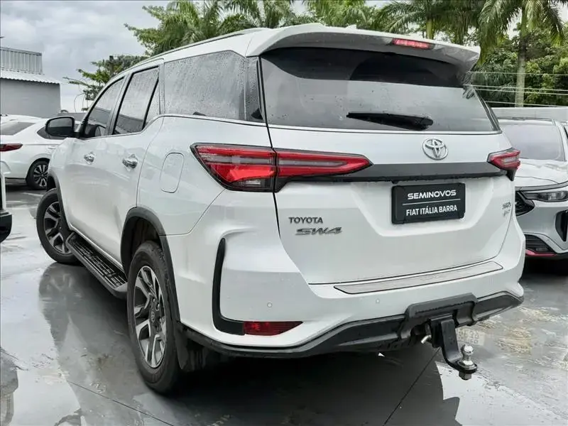 galeria HILUX SW4