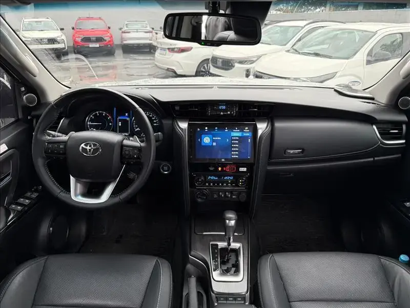 galeria HILUX SW4