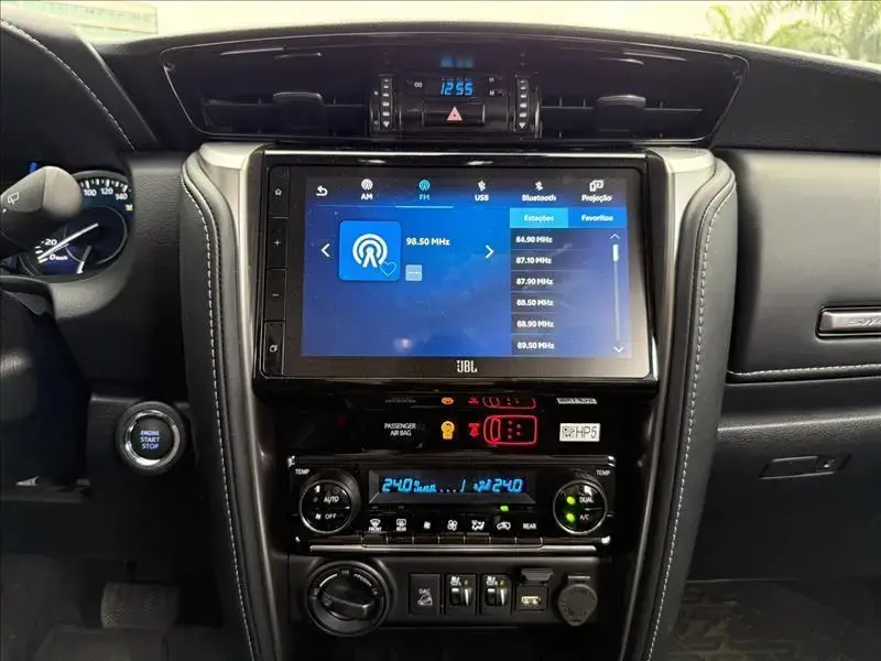 galeria HILUX SW4