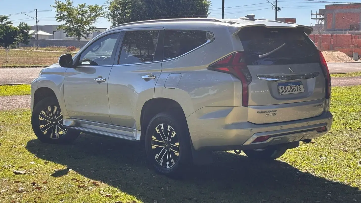 galeria PAJERO SPORT HPE-S 2.4 4X4