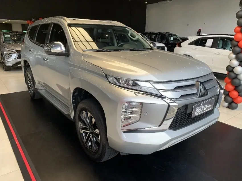 galeria PAJERO SPORT