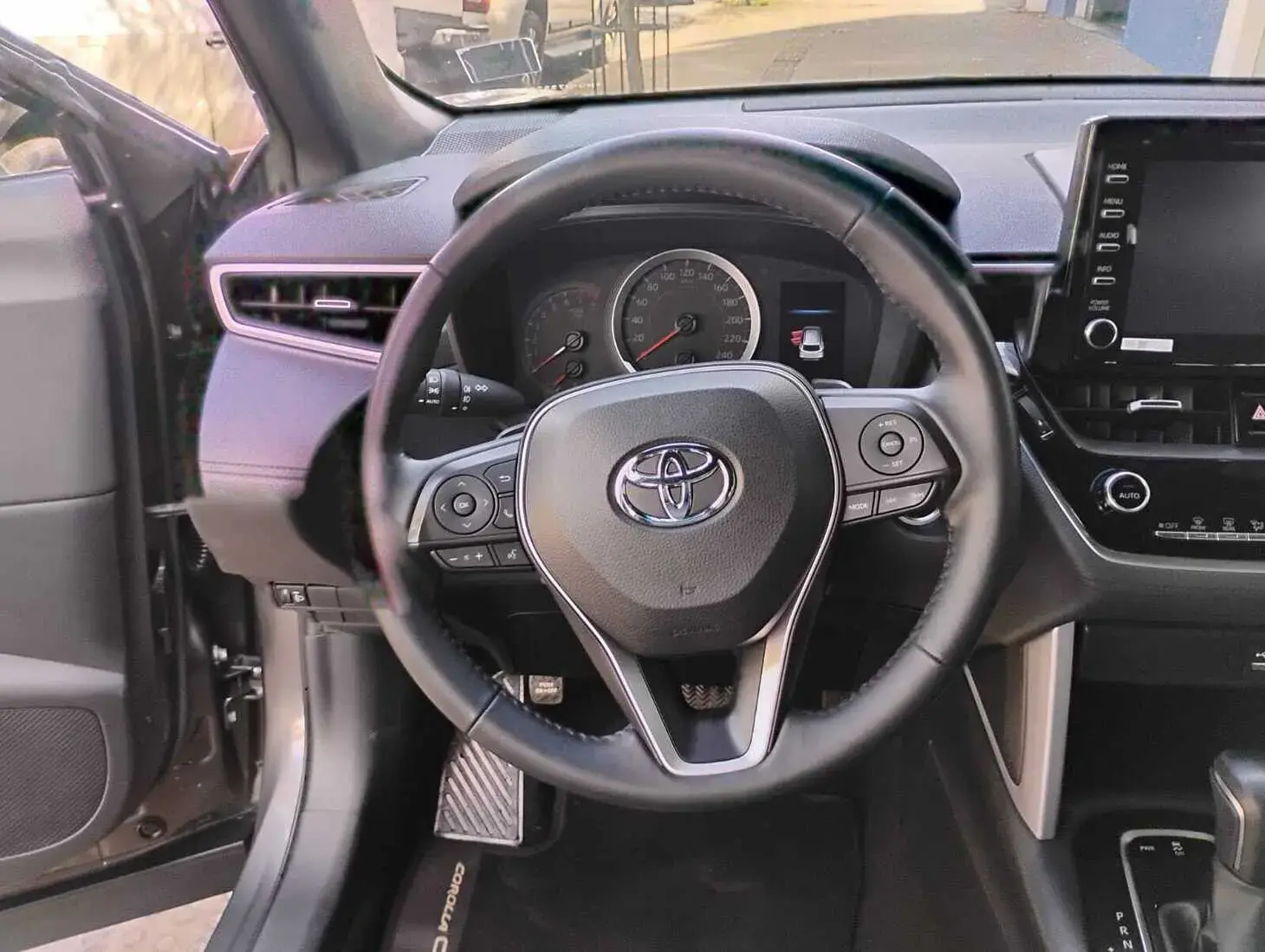 galeria COROLLA CROSS