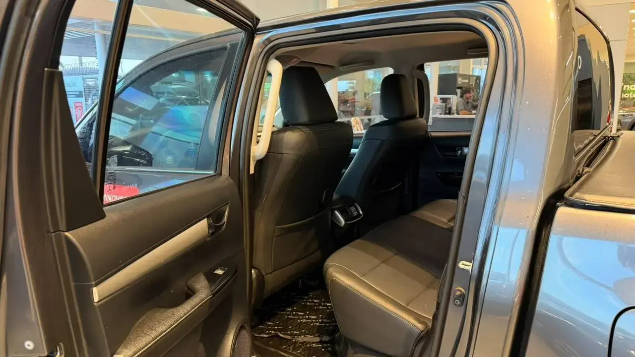 galeria HILUX