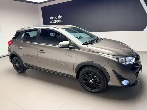 Toyota YARIS 1.3 16V FLEX XL MULTIDRIVE