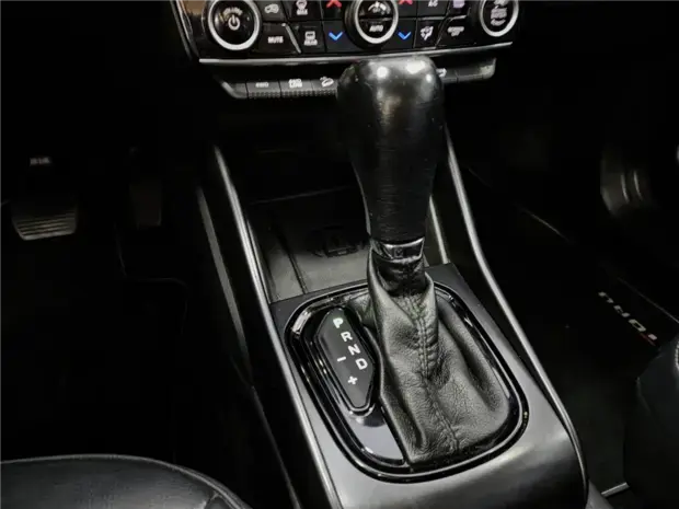 Fiat TORO 2.0 16V TURBO DIESEL VOLCANO 4WD AT9