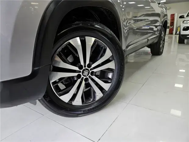 Fiat TORO 2.0 16V TURBO DIESEL VOLCANO 4WD AT9