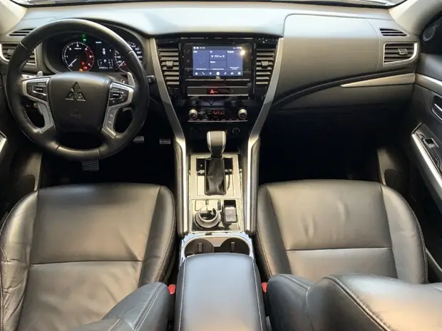 Mitsubishi PAJERO SPORT 2.4 16V MIVEC TURBO DIESEL HPE AWD AUTOMÁTICO