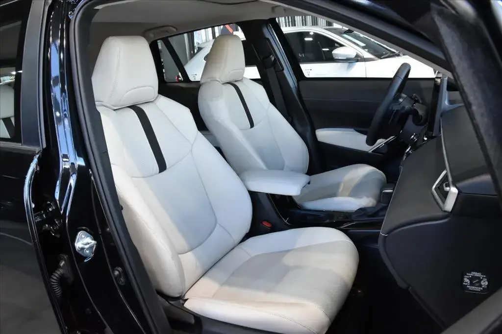 galeria COROLLA CROSS
